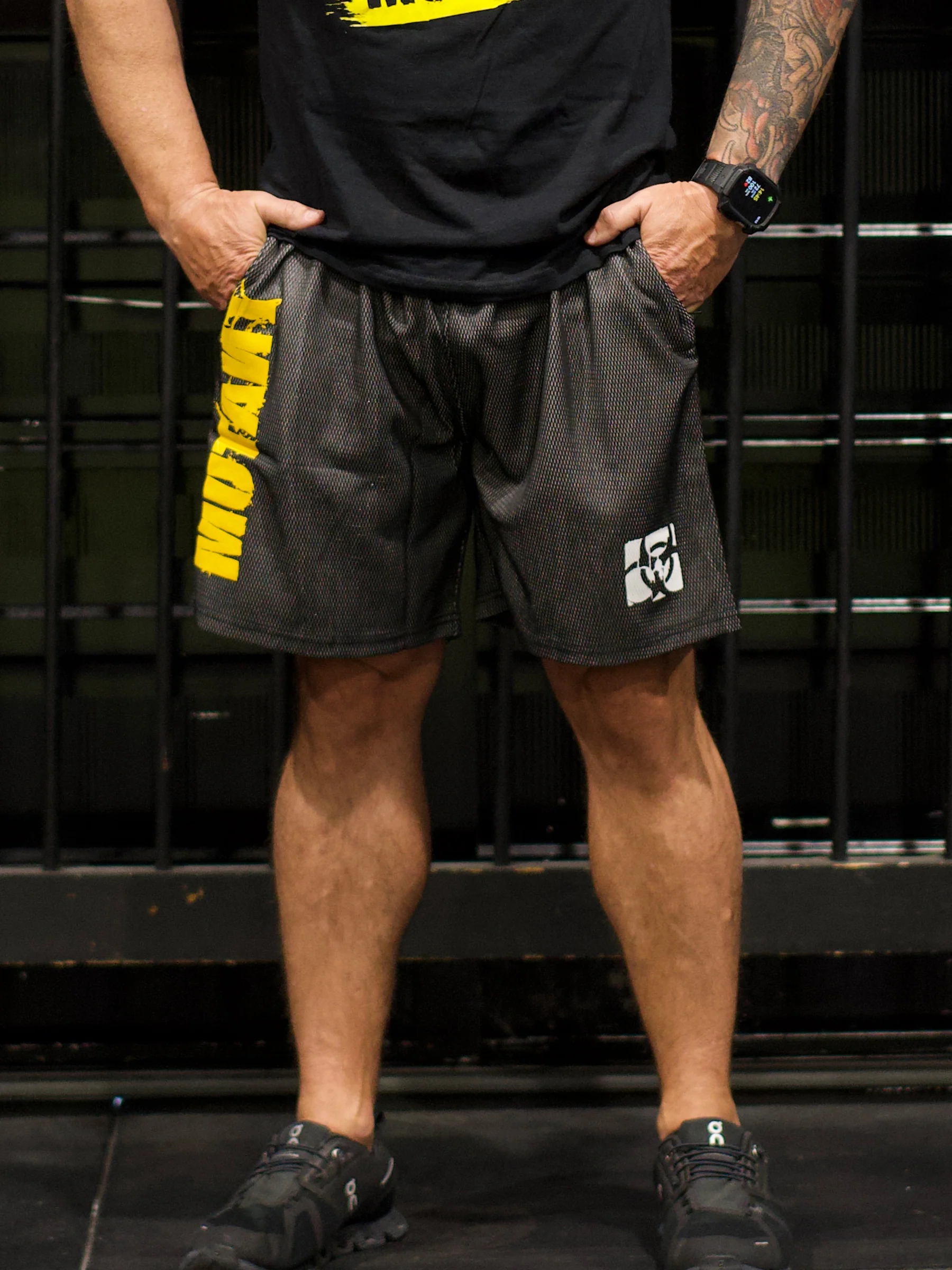 MUTANTĀ® BORN HARDCORE 5ā GYM SHORTS (BLACK & YELLOW) - Image 6
