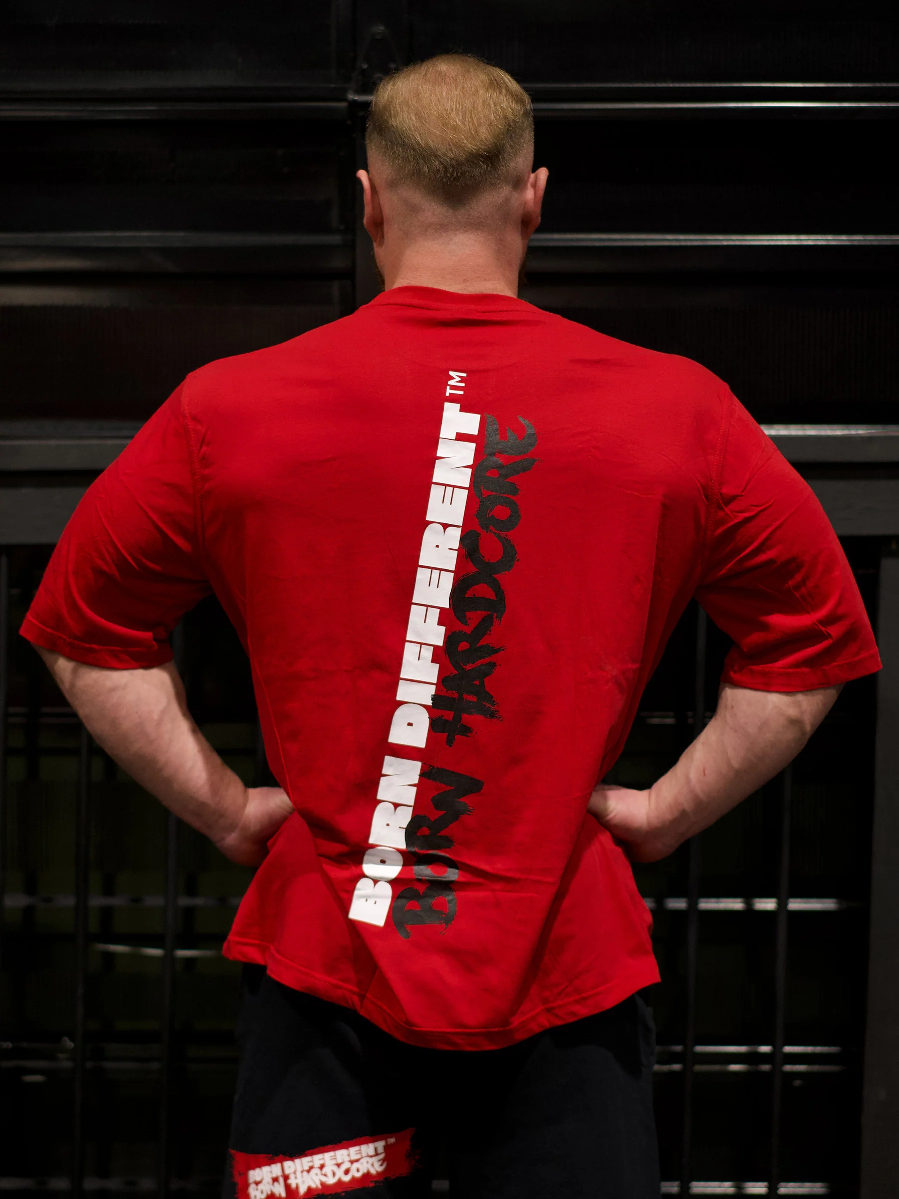 MUTANTĀ® BORN HARDCORE BOLD OVERSIZED GYM T-SHIRT (RED) - Image 4